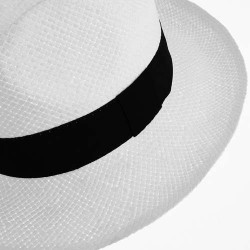 Chapeau en papier blanc BORSALINO