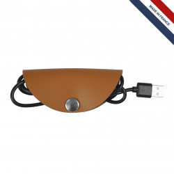 Range cables cuir régé.